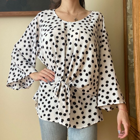 White and Black Polka Dot Long Sleeve - Picture 1 of 3